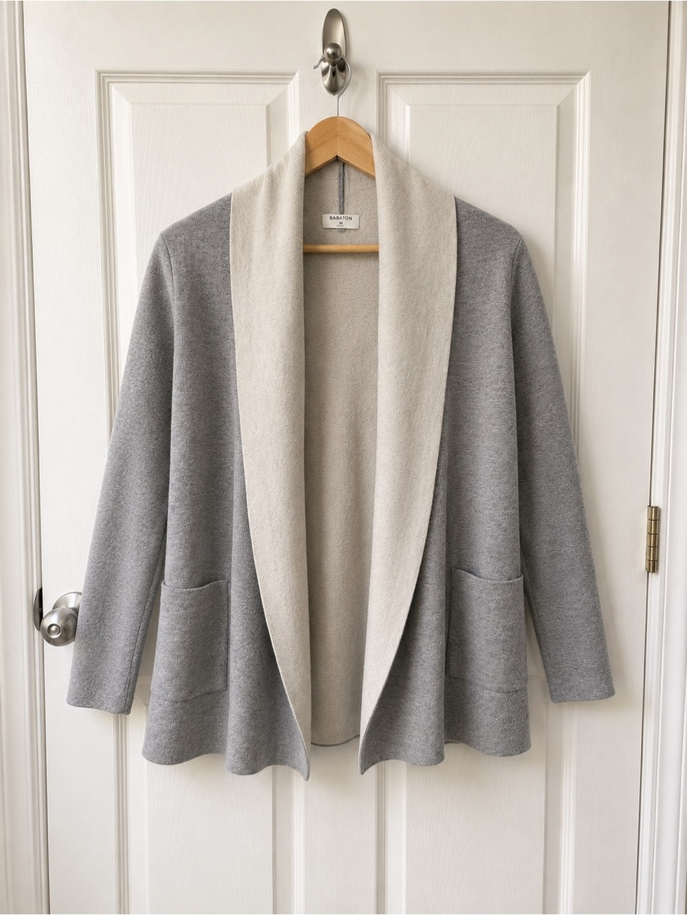 Aritzia Babaton Merino Wool Open Front Cardigan Sweater Grey Cream Size M
